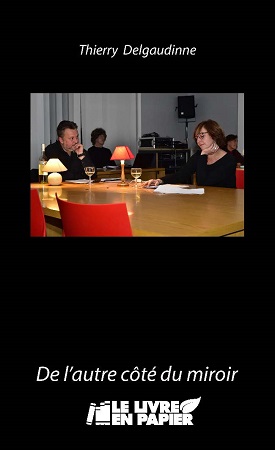 publier-un-livre.com_1042-de-l-autre-cote-du-miroir
